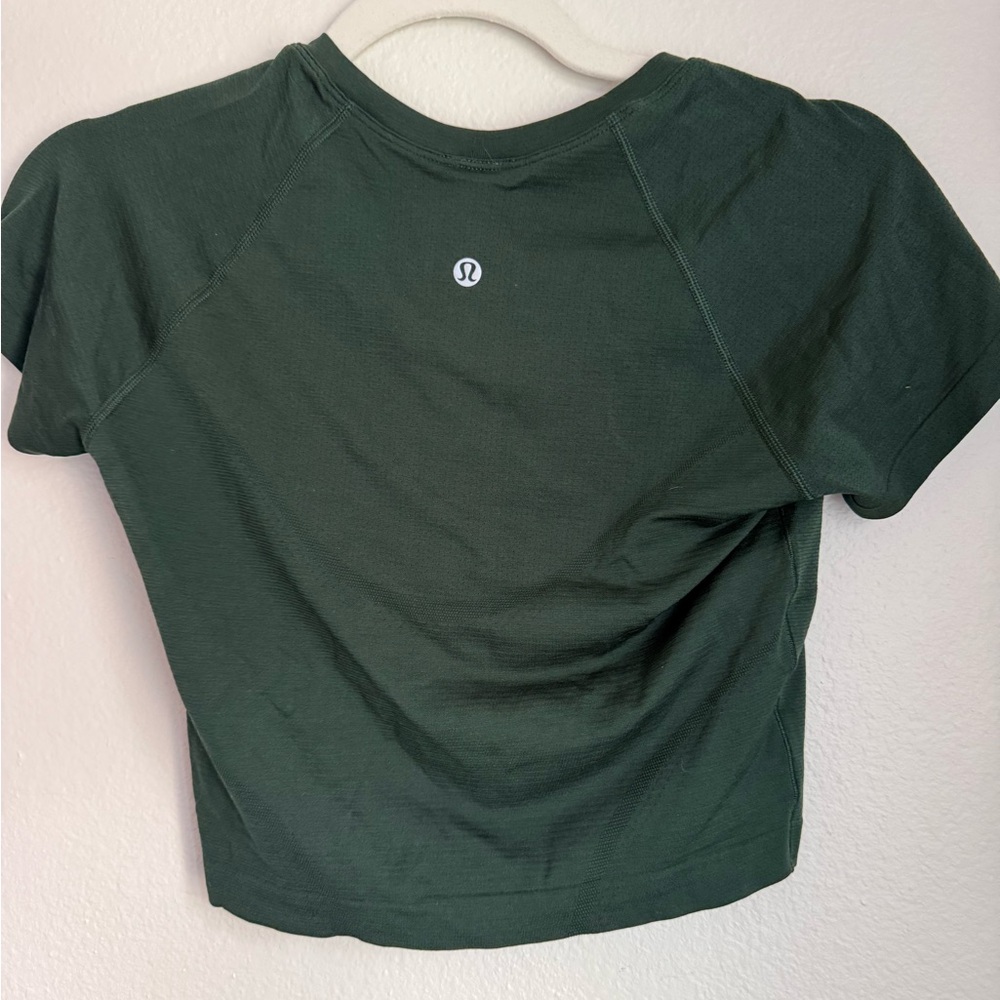 Lululemon Swiftly Tech Cropped top